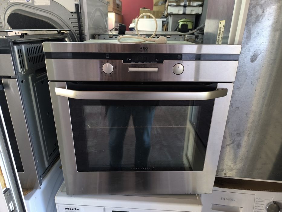Фурна с котлони AEG В5741-4-M - 8 Функци с вентилатор