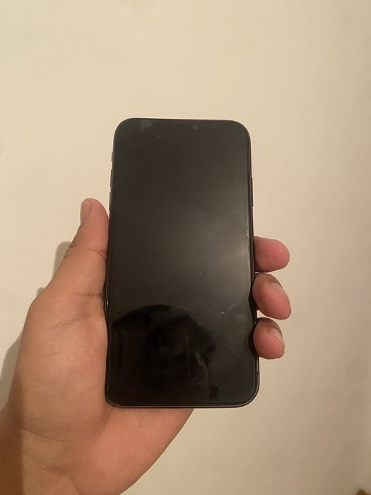 Айфон 11 /64 сатылады обмен бар
