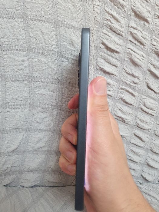 Srochna sotiladi Xiaomi 12 Lite 5G 8+8/256Gb Orginal Xolati yaxshi