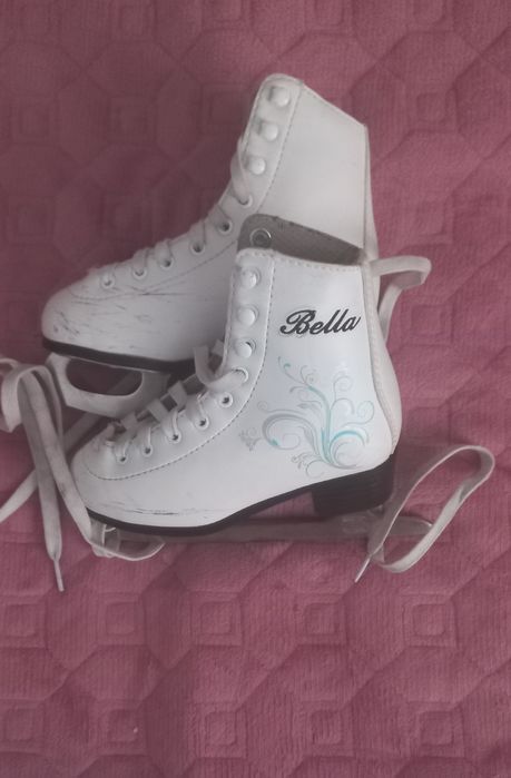 Коньки детские в отличном состоянии