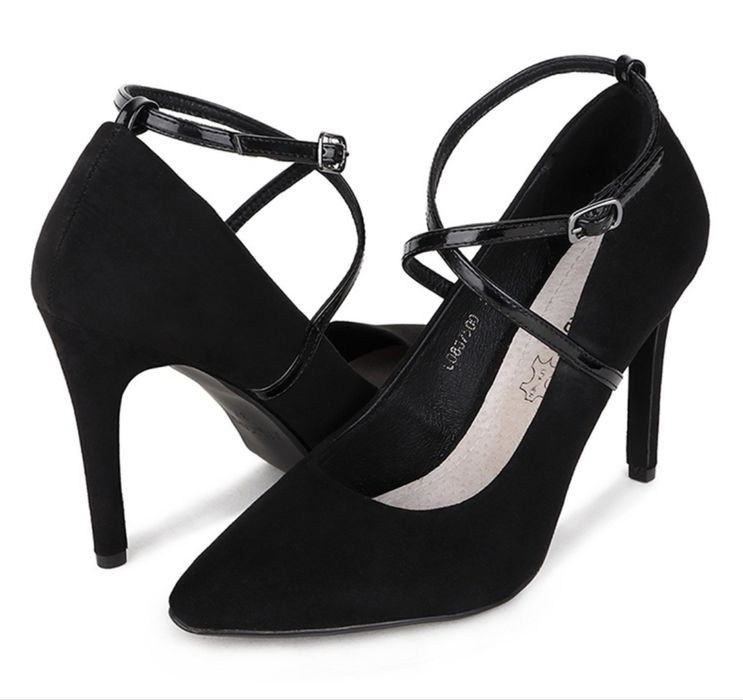 Продаются туфли черные