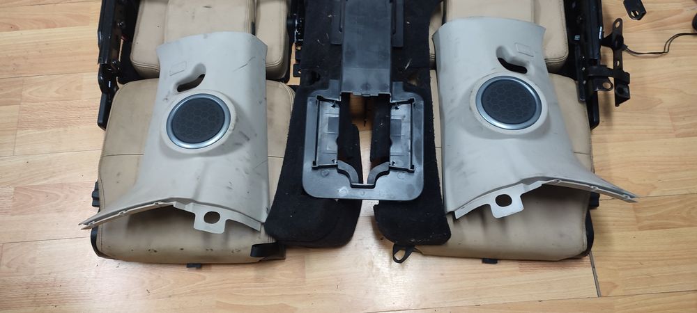 Set scaune 5-6 Land Rover Discovery 4 (al 3 lea rand de scaune)