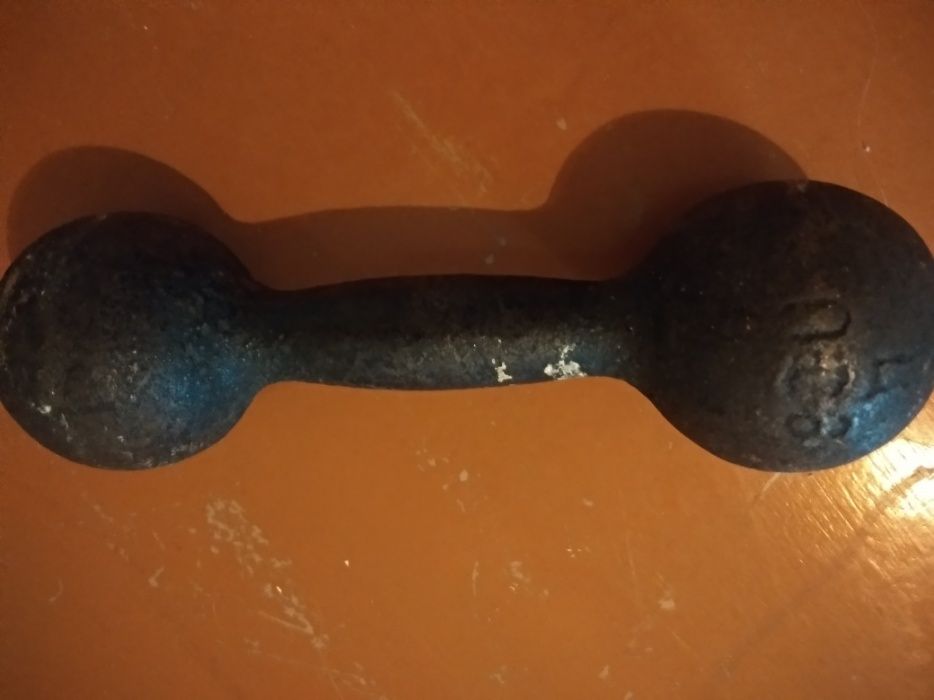 Продается гантеля.