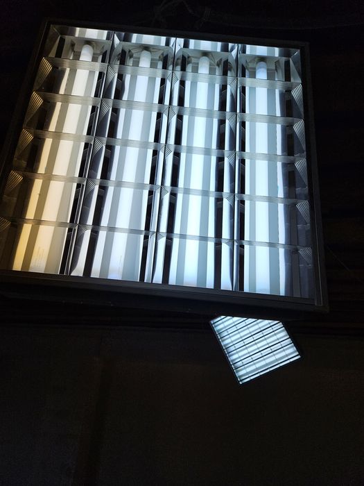 Продается подвесной лампа