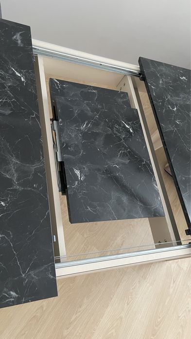 Продам стол со стульями в гостиную