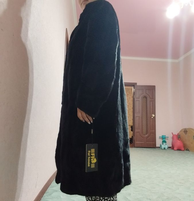 Продам шубу , новая