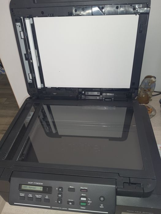 Vând imprimanta Brother în garantie