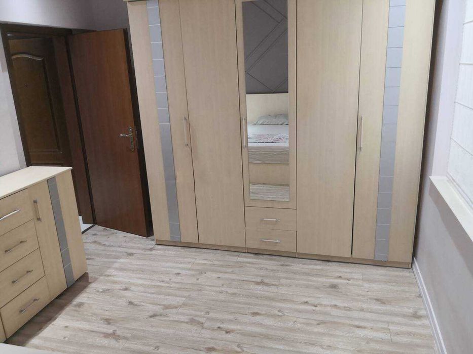 Дава се под наем Тристаен апартамент в Бургас, Славейков - 124 кв.м за 714 € - Снимка #5