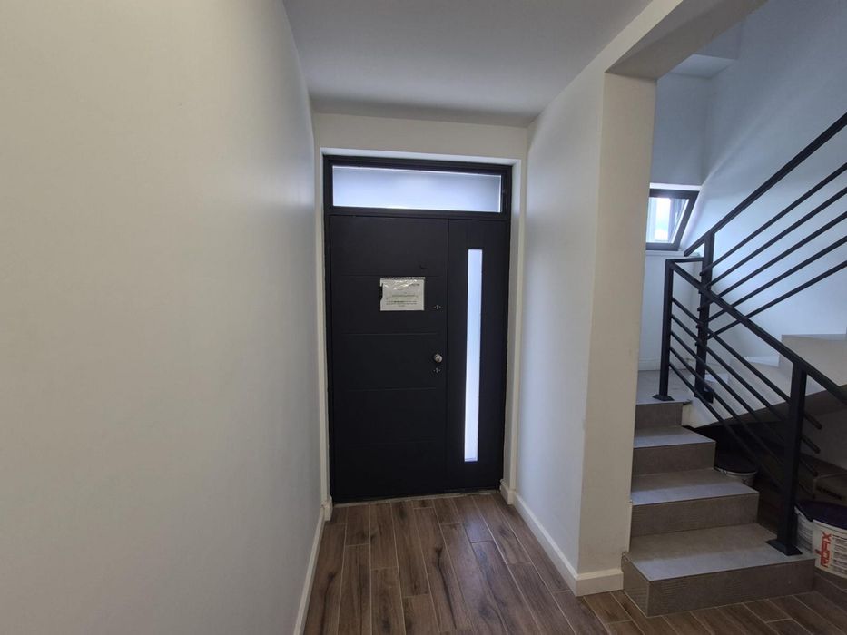 Casa/Bloc nou cu 8 Apartamente inchiriate complet pretabil Azil/Gradinita/Birouri Locatie Premium Mosnita Noua
