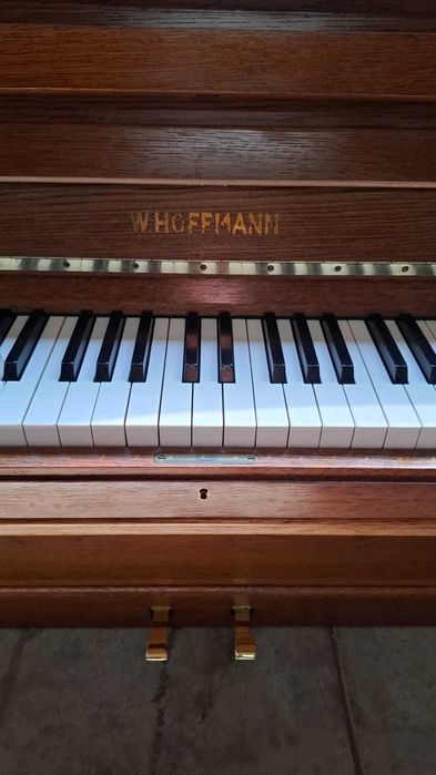 Акустично пиано Hoffmann