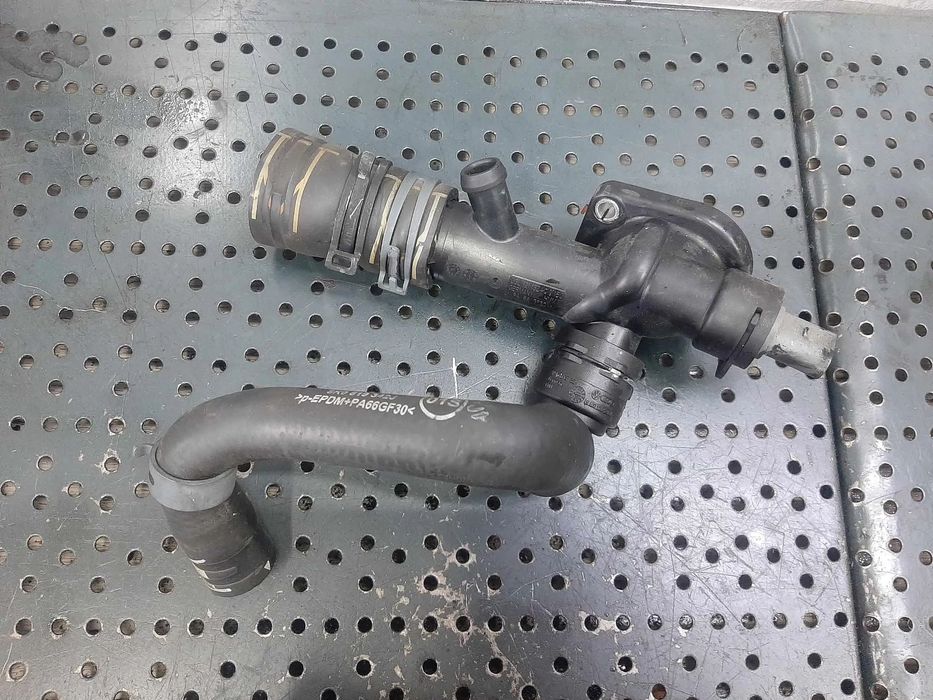 furtun conducta apa 2.0 tdi audi a4 b8 8k0819342j