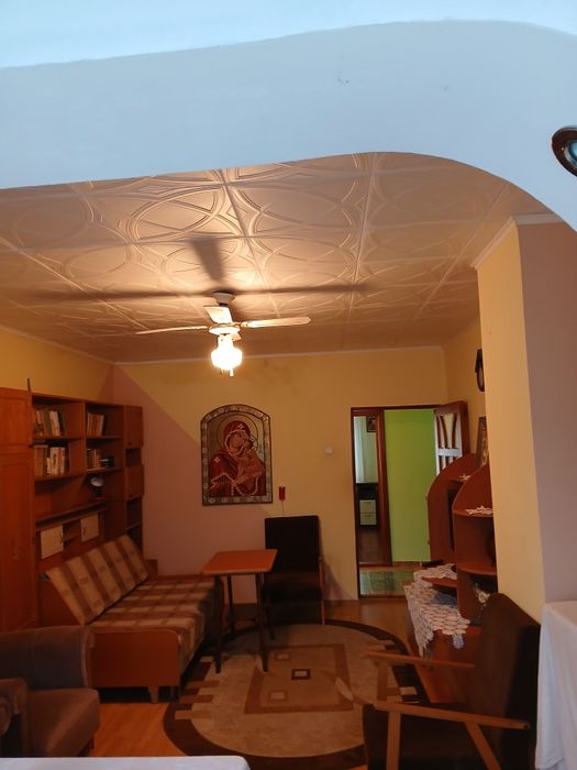 Apartament cu 2 camere decomandat