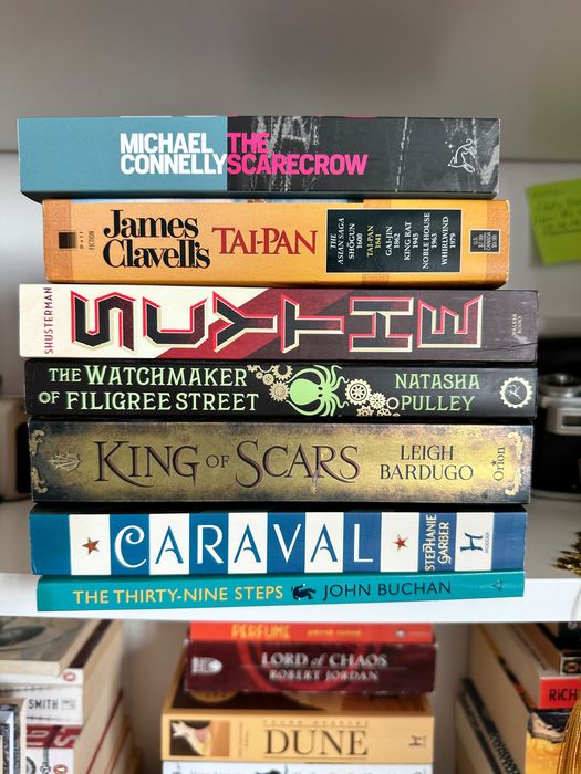 Книги на английски език