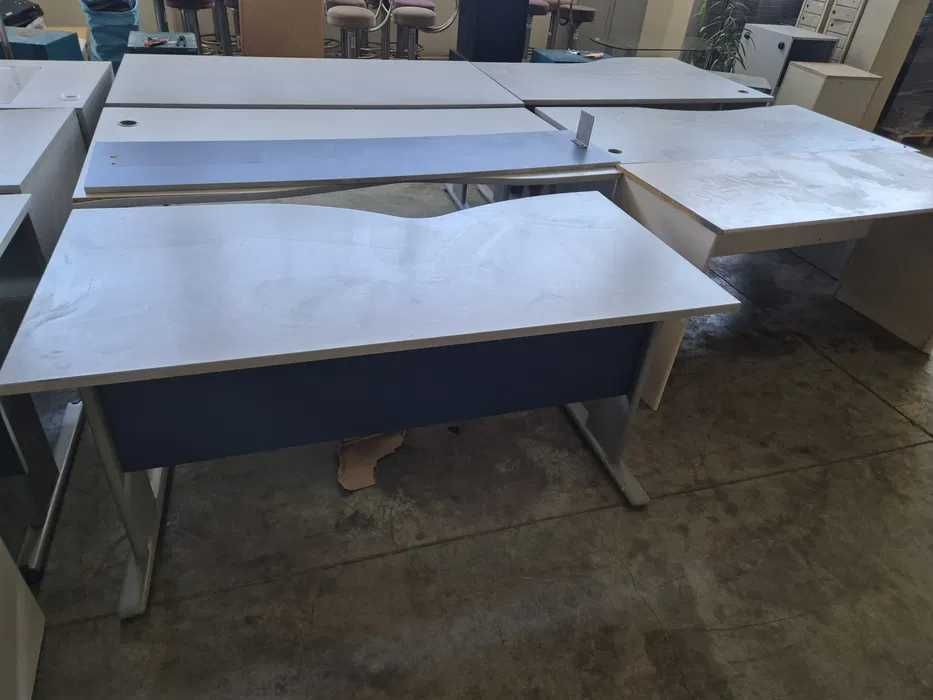 Големи бюра за офис. Различни размери.