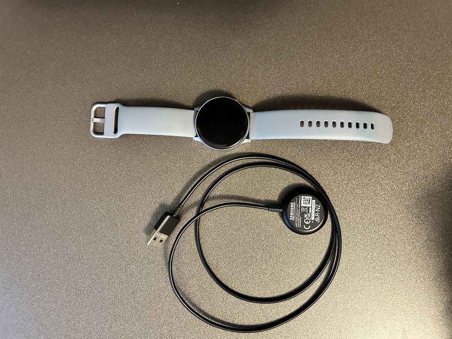 Samsung galaxy watch active 2 SM 830  40mm