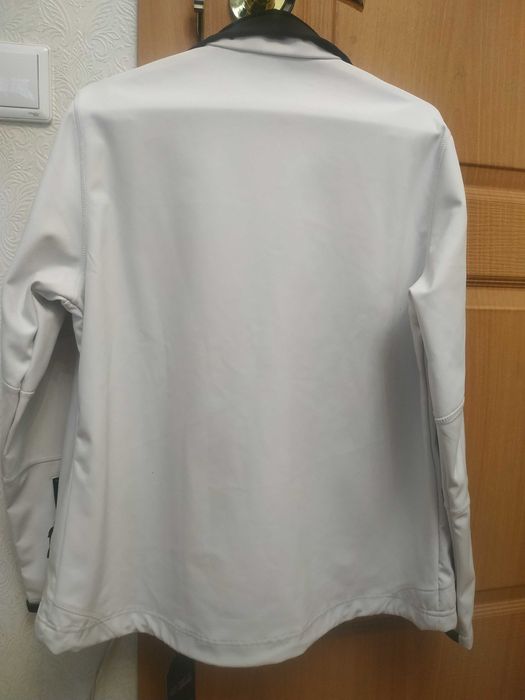 Ветровка-курточка