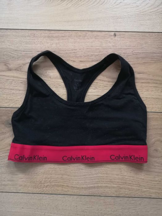 bustiera sport, top Calvin Klein, Nike