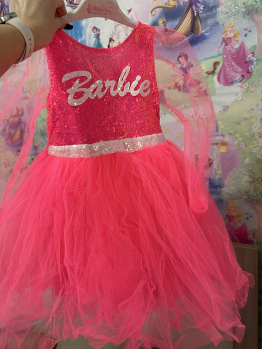 Продам платья нарядные на 4-6 лет