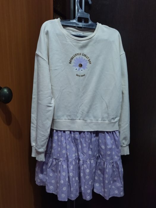 Продам пакет вещей на  8-9 лет