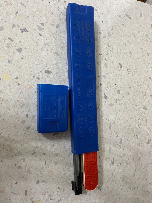 Знак.Стоп сигнал. Новый в чехле.