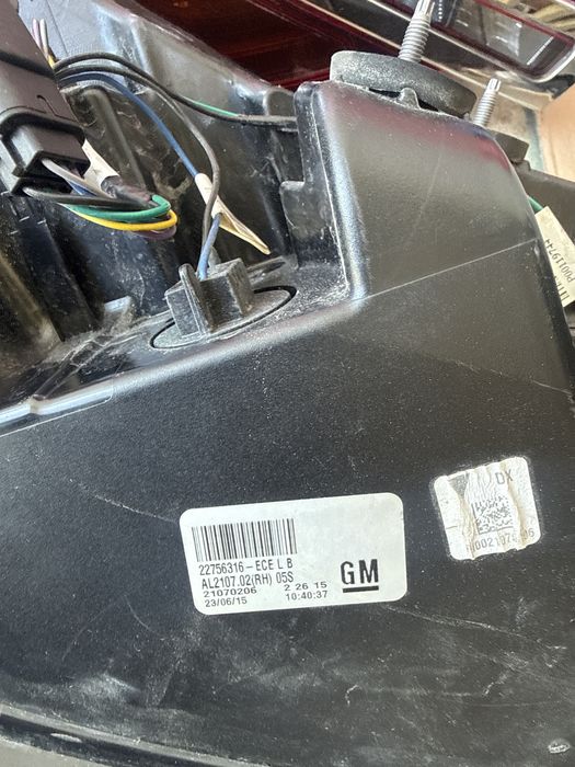 Stop dreapta stanga insignia facelift