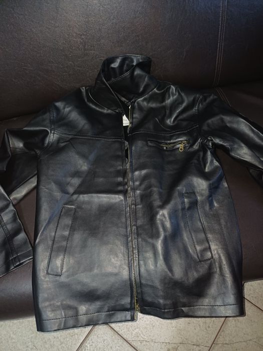 Vând geacă piele damă