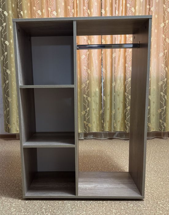Продам шкаф в гардеробную