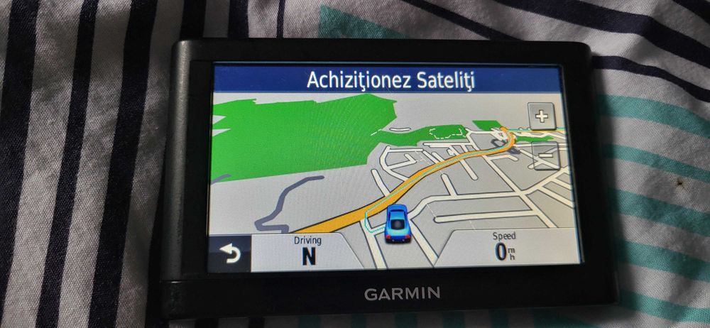GARMIN Gps NUVI 52  fuctional se vinde fara accesori slot card