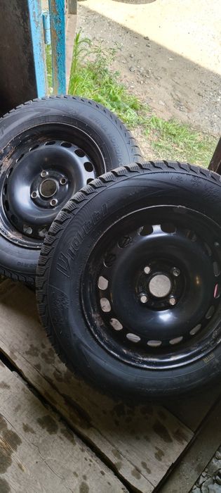 Продам зимнию резину на дисках