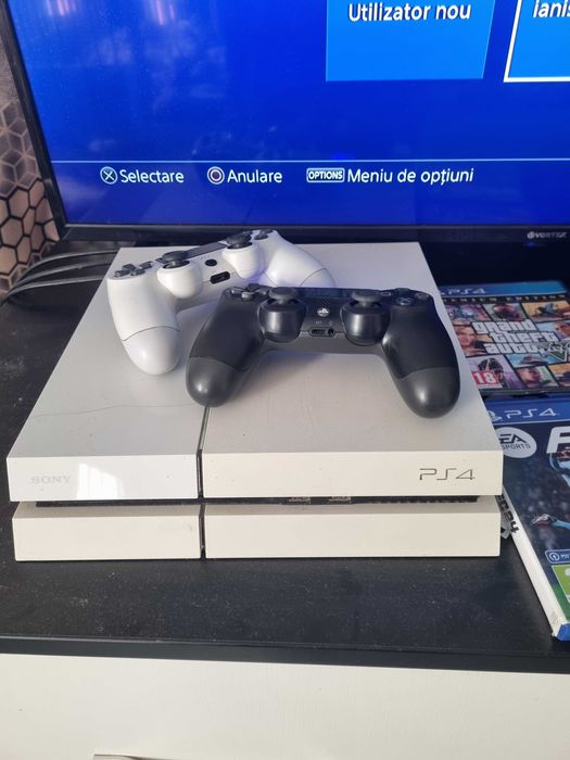 Ps4 utilizat , doua manete si doua jocuri.