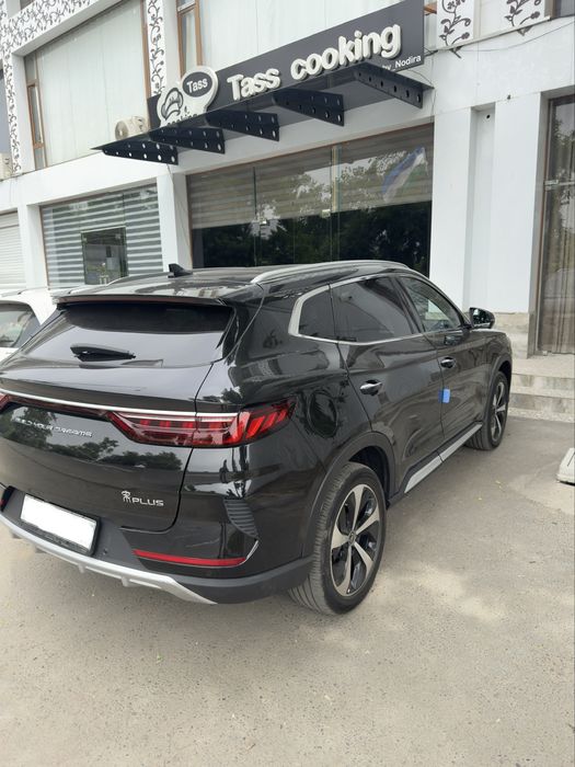 Byd song plus flagship