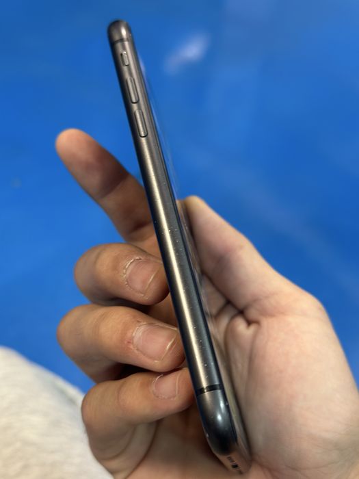Iphone 11 64gb qora