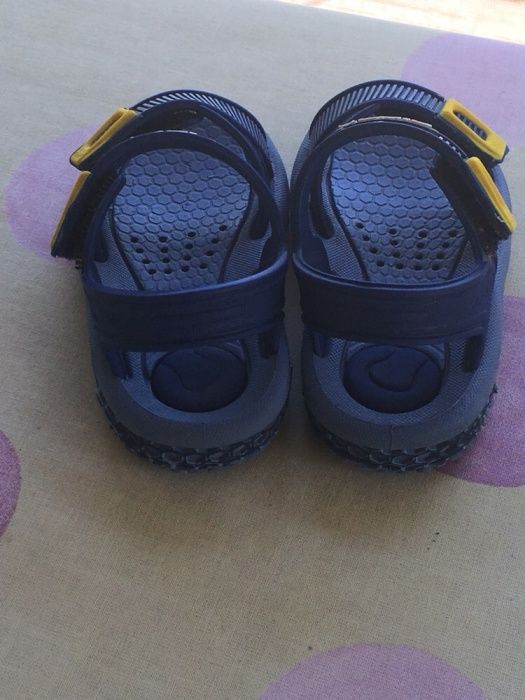 Сандалки детски