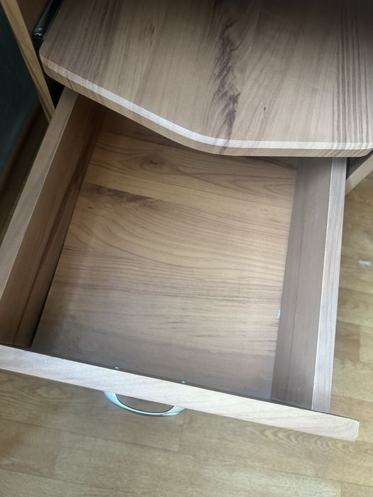 Компьютерный стол новый