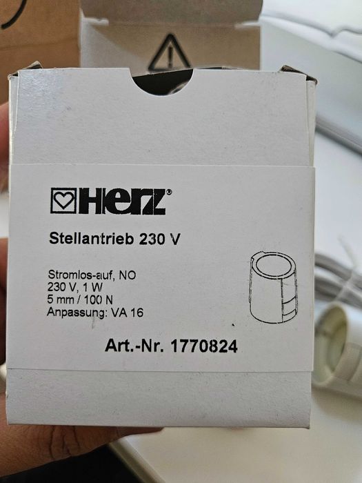 6 бр. Herz електротермична задвижка, нормално отворена, 220v