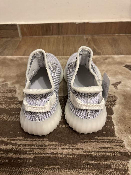 Yeezy 350 V2 Static
