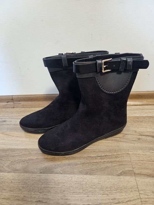 Нови гумени ботуши 37н.