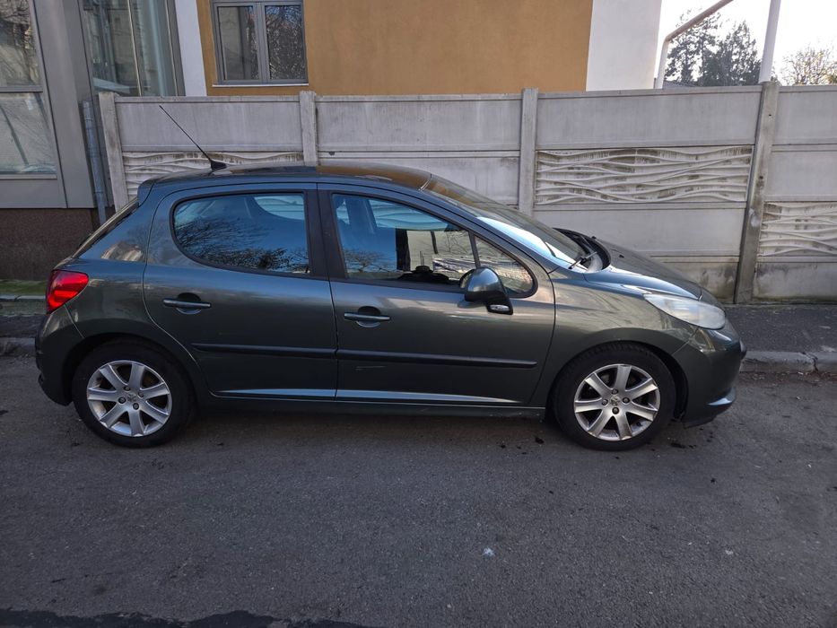 Vind peugeot 207 disel 2008