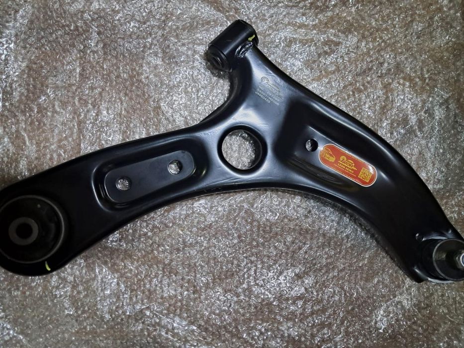 Рычаг передний левый правый Kia Optima