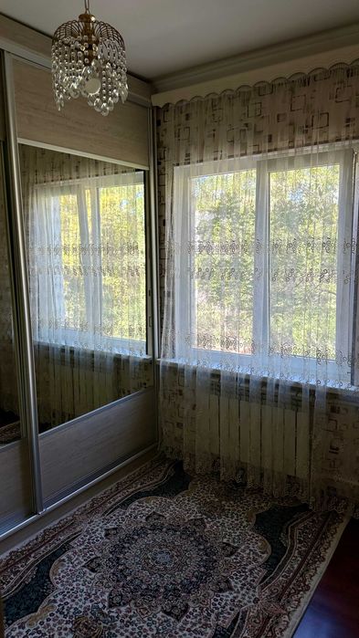 Продается 5-ти комнатная квартира на Карасу-1