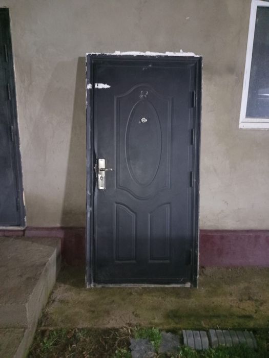 Двери.   25000тг