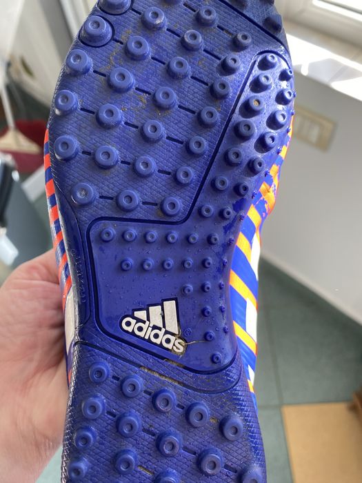 Crampoane iarba adidas