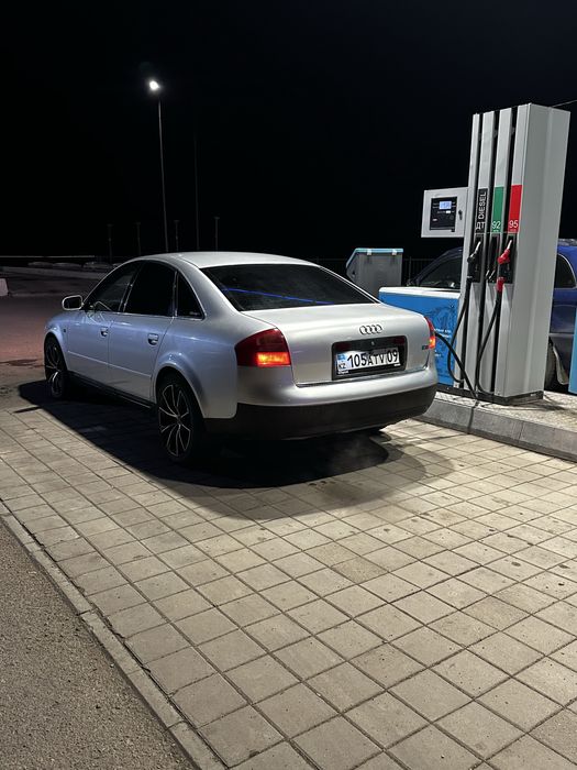 Ауди а6с5 1997год