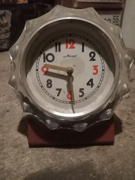 Продам часы СССР