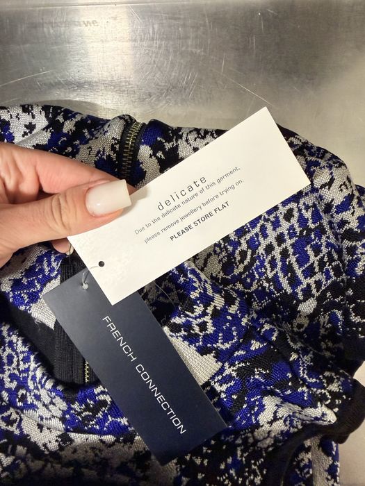 Рокля French Conection