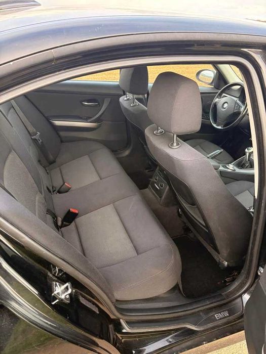 BMW Seria 3 318d E90 2006