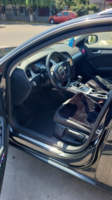 Vand Audi A4 B8  an 2012