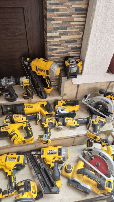 Инструменти Dewalt