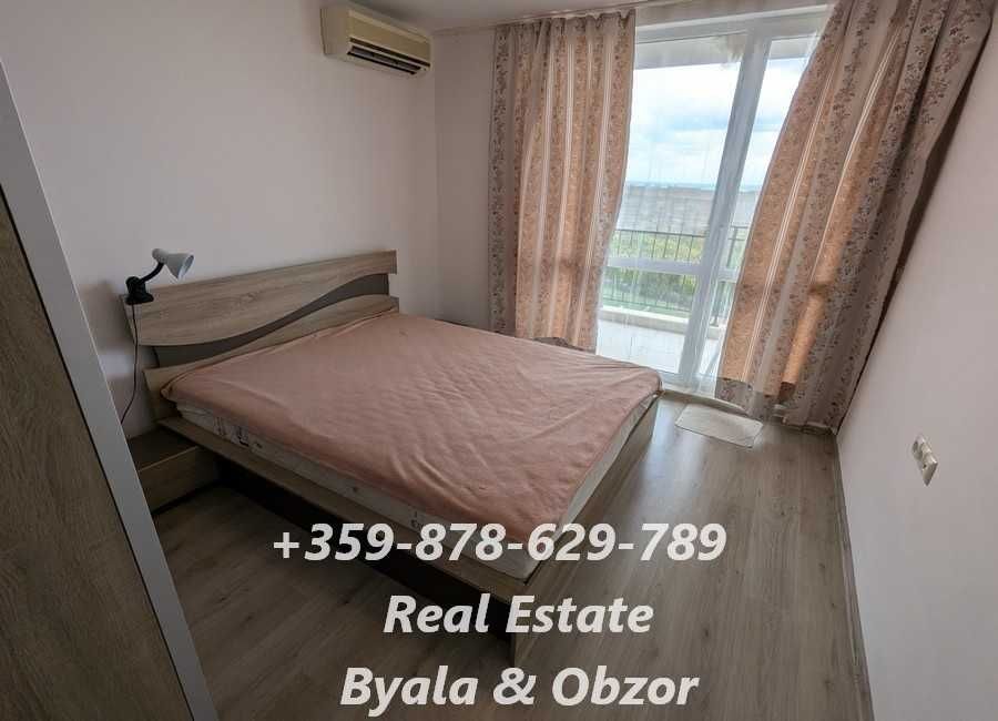 Двустаен апартамент с красива морска панорама в гр.Бяла