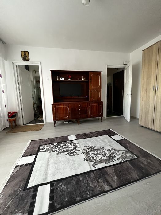 Inchiriez studio